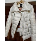 Куртка женская пуховик белый 44-46 р-р на рост 160-170см.