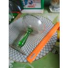 Очень старенькая вазочка,возможно довоенная.