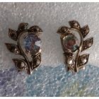 Винтажные Серьги- Клипсы с Ирисовым стеклом и марказитами.