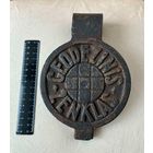 Все лоты с рубля.Знак Геодезическая отметка,Литва,20-30- е г.г.,тяжелый.