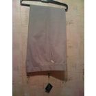 Фирменные брюки Broswil на размер 52-176. Отличное качество, красивая модель. Хороший состав: 55% шерсть, 45% полиэстер. Германия ПОталии 46 см, длина 107,5 см.