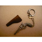 Брелок ,наган