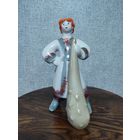 Статуэтка, фигурка фарфоровая Покати горошек