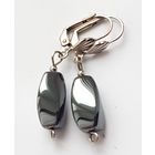 Серьги камень. 70-е годы, СССР.  Длина 4,3 см.