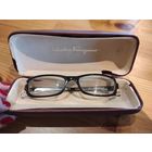 Очки с антибликовыми линзами Salvatore Ferragamo, оригинал. Металл, вставила антибликовые линзы для работы в компьютером, для вождения в вечернее время суток. Оправа не в идеале, но смотрится нормальн