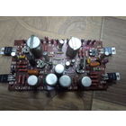 Плата с деталями.