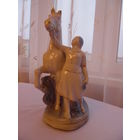 КОЛХОЗНИЦА С КОНЕМ.СТАРАЯ ГЖЕЛЬ.50-Е ГОДЫ.ВЫСОТА 26.9 СМ.