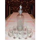 Графин и рюмки красивые