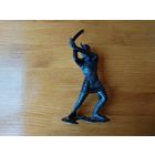 Фигурка викинга.