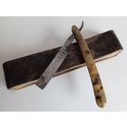 Опасная бритва BENGALL T.R.CADMAN & sons SHEFFIELD ENGLAND  с устройством для правки