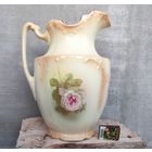 Старинный огромный кувшин