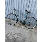 На древней-насос крепится ещё к верхней трубе рамы, спортивный ХВЗ в давнем  советском перекрасе! Аппарат полностью рабочий-доводился в вело мастерской-сел и поехал!!!-