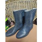 Резиновые сапоги 37-38 размер, цвет синий. По стельке написано 247 мм, целенькие, б/у.