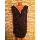 Фирменное платье HM на 52-56 размер, красивого серого цвета, 100% вискоза. Размер 52-56. Очень красиво сидит на фигурке и скрывает все "лишние" места. Длина 86 см.