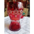 Ваза рубиновая