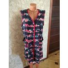 Халат хлопок на 52-54 размер. Состояние нормальное, целый, с естественными следами использования. Замеры: ПОгруди 56 см, длина 89 см. Цвет темно-синий.