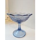 Конфетница Нёман, синее стекло.