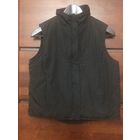 Жилетка двухсторонняя на 42-44 размер Marks Spenser. Утепленная, есть синтепон, внутри байка. Цвет черный, состояние хорошее, естественный следы носки. Длина 54 см, ПОгруди 48 см.