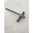 Лёгкая и прочная советская линейка -похоже из дюрали. Аэродромная.