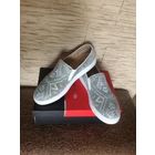 Мокасины Piere Cardin на 40 размер. Натуральная кожа, очень мягкие и удобные. Состояние практически новых, б/у пару раз, оказались не по размеру, невероятно удобные.