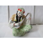 СТАТУЭТКА УЗБЕЧКА С ДОМБРОЙ. СТАРАЯ ГОРОДНИЦА.