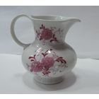 Вазочка-кувшин. Высота 9.5 см. Керамика. Германия.