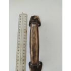 Старинная бронзовая ручка.