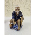 Статуэтка фарфоровая Китаец, высота 13.5 см,  керамика. Китай
