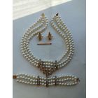 Набор винтажный жемчужный. колье-чокер, браслет на руку, клипсы