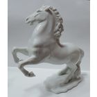 Статуэтка фарфоровая "Лошадь" 70-е годы Европа. Высота 19.5 см.