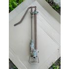 Насос старинный для перекачки жидкостей