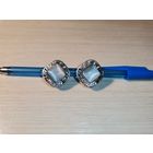 Металлические серьги с вставками из натуральных материалов, размер 2*2 см.