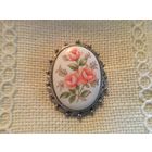 Брошь Розы фарфор Англия 60-е