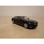 MiniGT #436 1/64 BMW 750Li