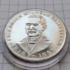 5 марок ФРГ 1968 года.Выпущенная в честь Фридриха Вильгельма Райффайзена .Серебро.