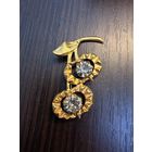 Винтажная брошь в форме двух вишен с кристаллами с клеймом МК6 , сделано в СССР