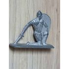 РЕДКИЙ Оловянный солдатик.Рыцарь на коленке