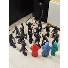 Большие пластиковые игрушки ссср,17 шт с рубля