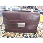 Барсетка кожаная.