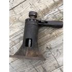 Домкрат старый чугунный от военной техники