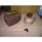 Утюг на углях,лампа керосиновая и ухват времён СССР,50-60-е г.(лот 02).С рубля.