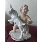 Статуэтка фарфоровая Валендорф
