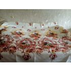 Покрывало плед 2,5 м на 2,10, двухсторонее, очень красивая расцветка, яркая, с другой стороны более приглушенная расцветка. Новое, в упаковке. Приятное на ощупь.