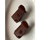 Уже редкие -выпуск 50-х годов, щёчки от утилизированных пм в 70-е годы. Железо на переплавку а эти солдаты разбивали молотками и закапывали.Но кое-кто  положил в карман и привёз  на дембель. Цена за 1