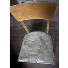 Стулья советские полужесткие , 2 штуки , крепкие