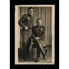 Два боевых товарища (г. Нов. Волынск, 1947 г)