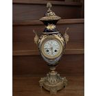 Французские каминные часы из фарфора Sevres и бронзы, XIX век