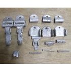 Зацепы/карабины Ritler Aluminium D.R.G.M для лямок немецких пехотных ранцев.