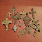 Большой лот крестиков 12 штук плюс образок католический в сохране