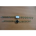 Двое часов ЛУЧ в жёлтом корпусе, механические и кварцевые, Сделано в Беларуси.